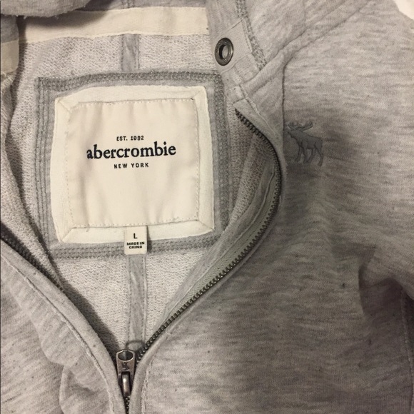 Zip up sweater - Picture 2 of 3